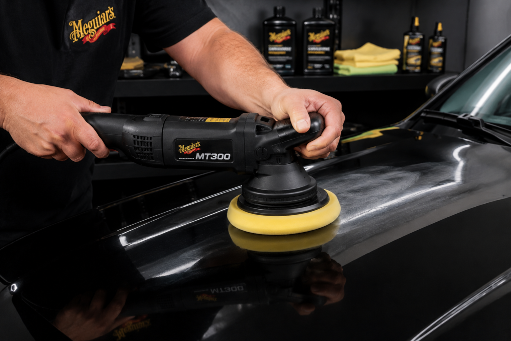 Meguiar's MT300 dual action polisher in use